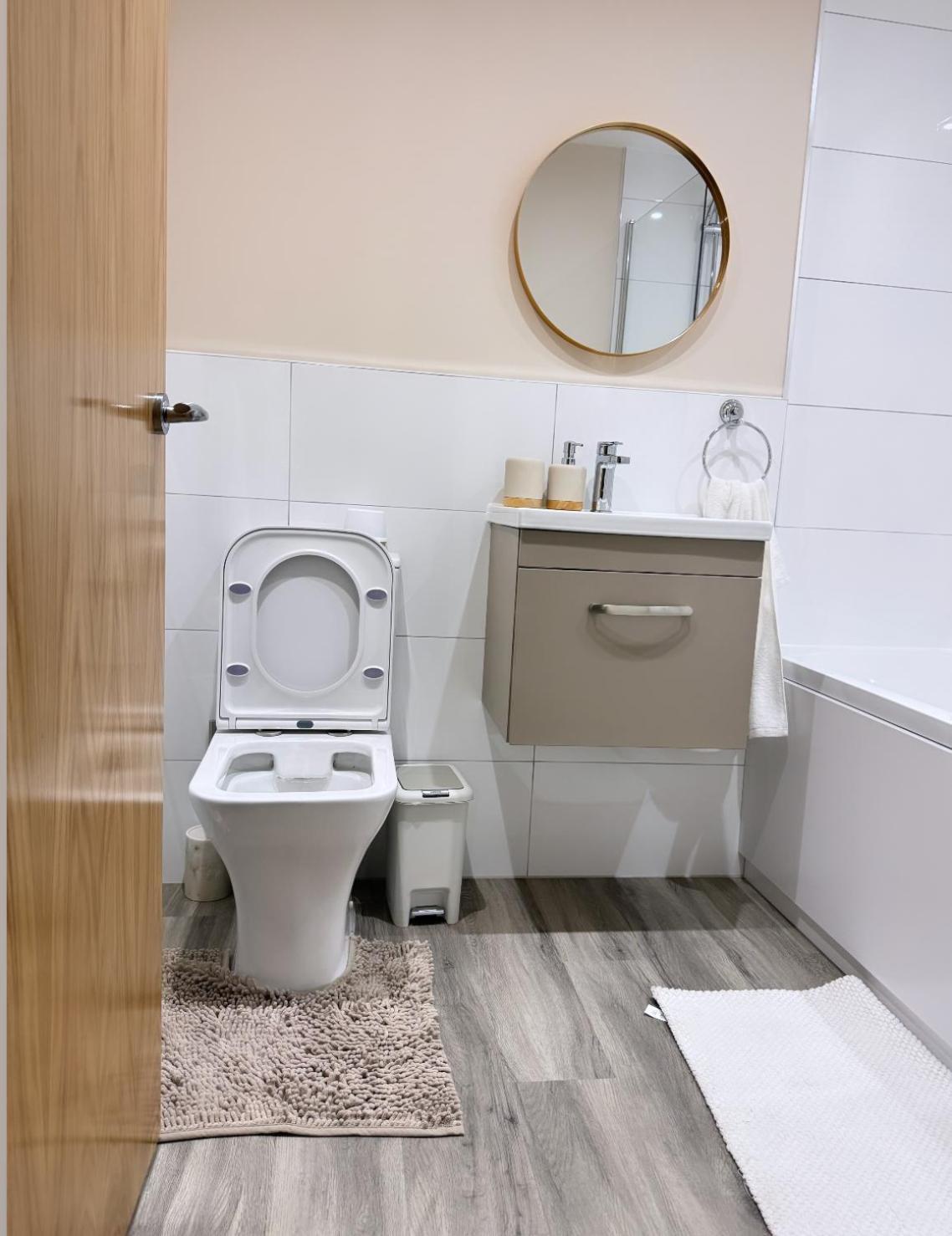 Luxury 2 Bedroom Apartment In Manchester City Centre - Free Parking Buitenkant foto